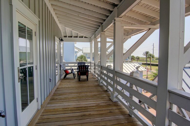 Cinnamon Shore- Lollygag 107 St