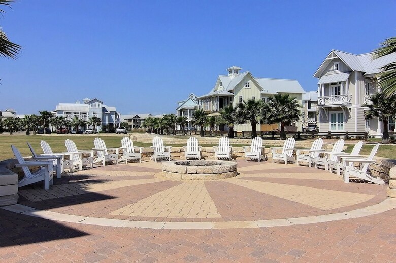 Cinnamon Shore- Beached Inn 236 Be