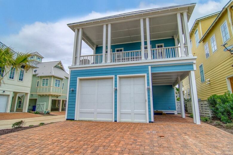 Cinnamon Shore- Seaside Sojourn 111 La