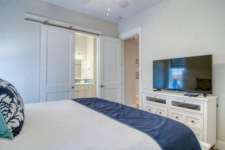 Cinnamon Shore- Seaside Sojourn 111 La
