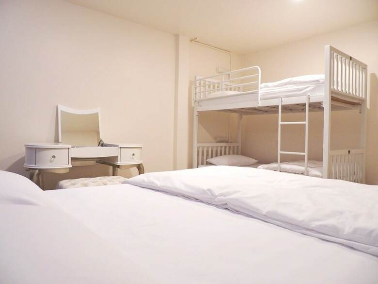 Hostal Esse Hostel