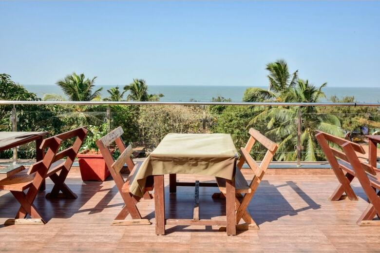 Hotel Sea Shore Beach Resort