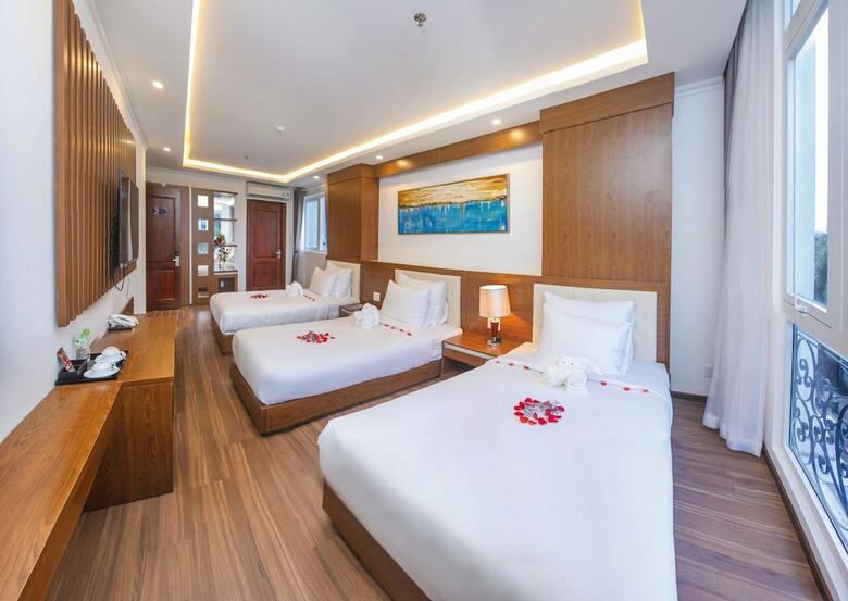 Gic Land 2 Hotel