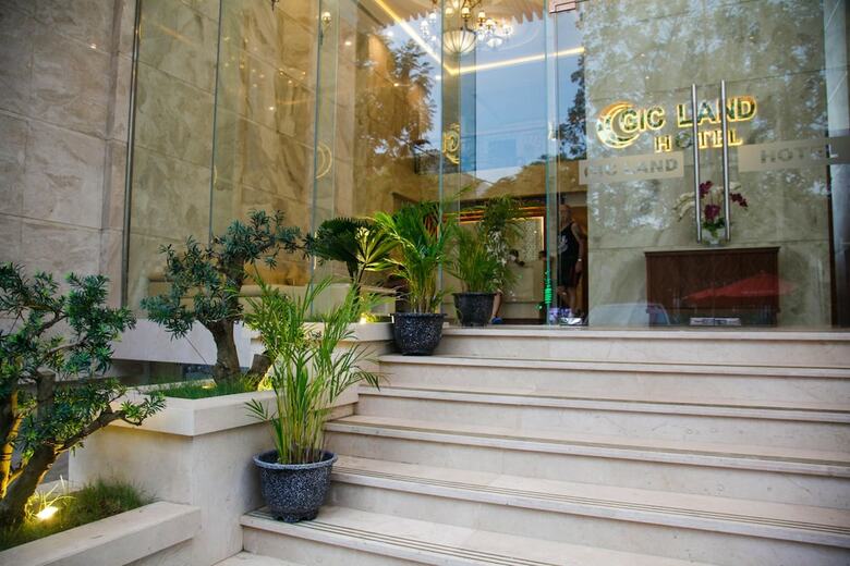 Gic Land 2 Hotel