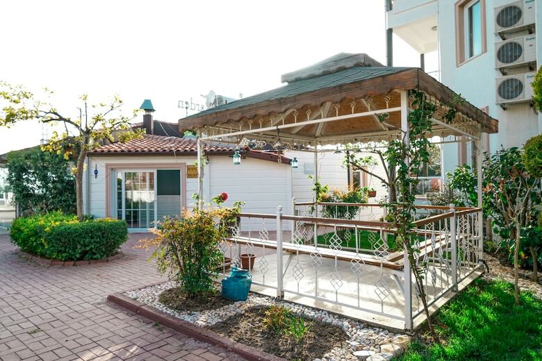 Hotel Aloria Garden Otel