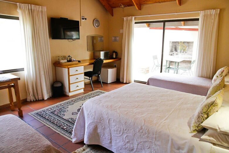 Posada Ikaia River Lodge