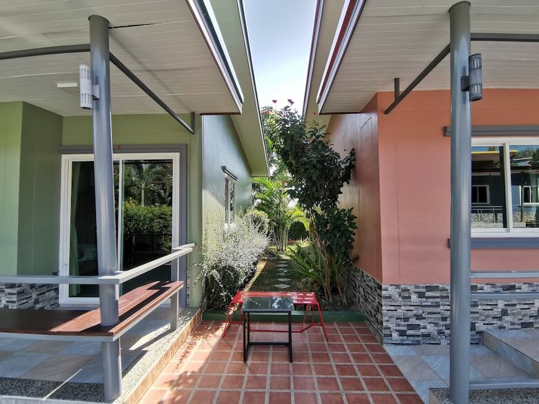 Hotel Namadee House