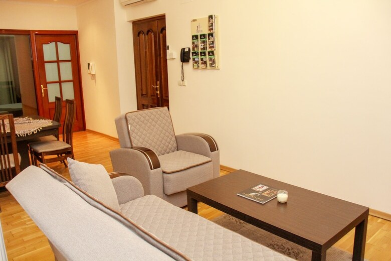 Aparthotel Old City Hotel And Apartments