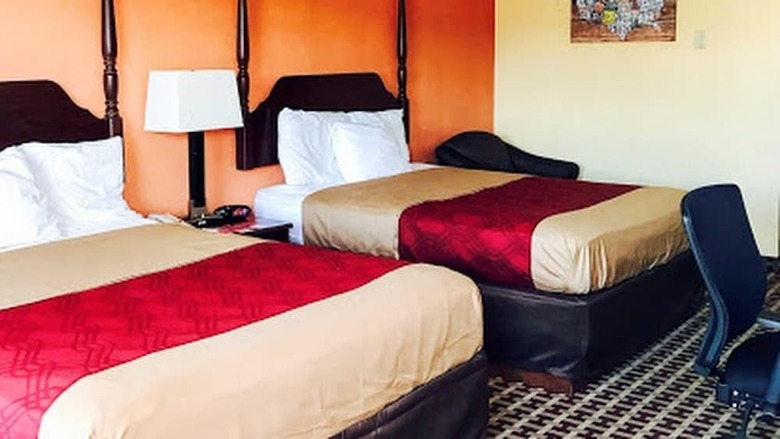 Hotel Milan Inn & Suites