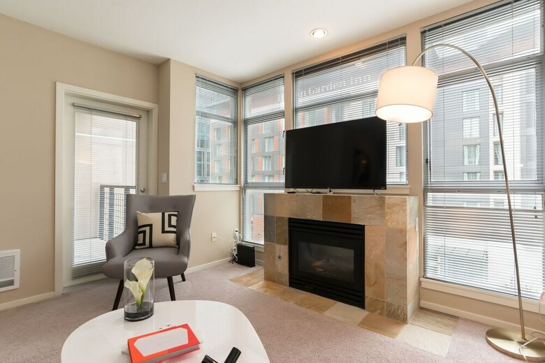 Kasa Seattle Bellevue Apartments