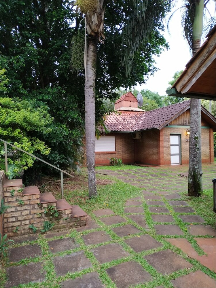 Hotel Cabanas Del Parque