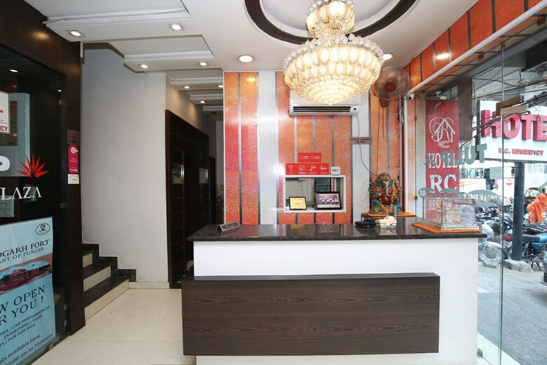 Oyo 18599 Hotel Rc Residency