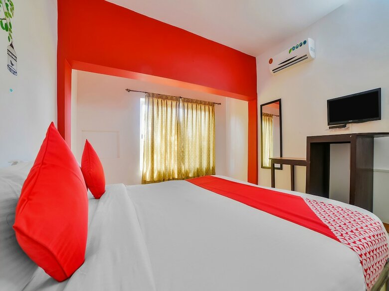 Hotel Oyo 28321 Nirvaah Calangute Beach Front