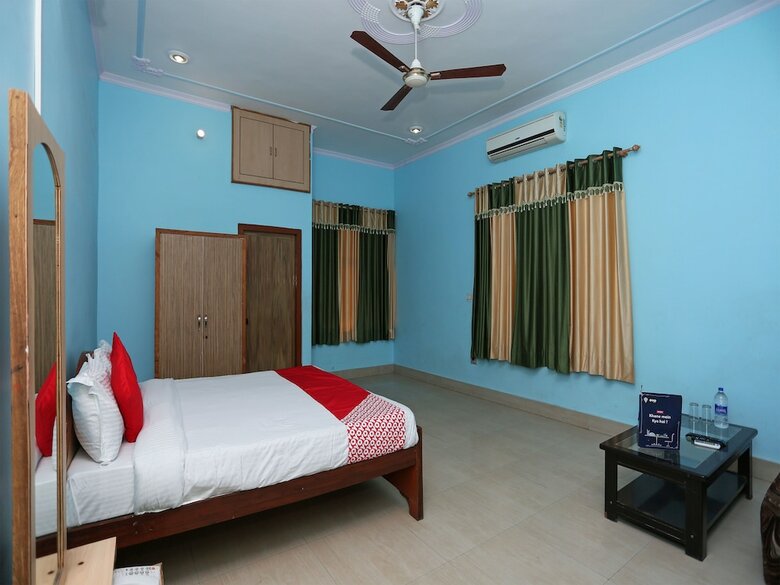 Oyo 15492 Hotel Dolly