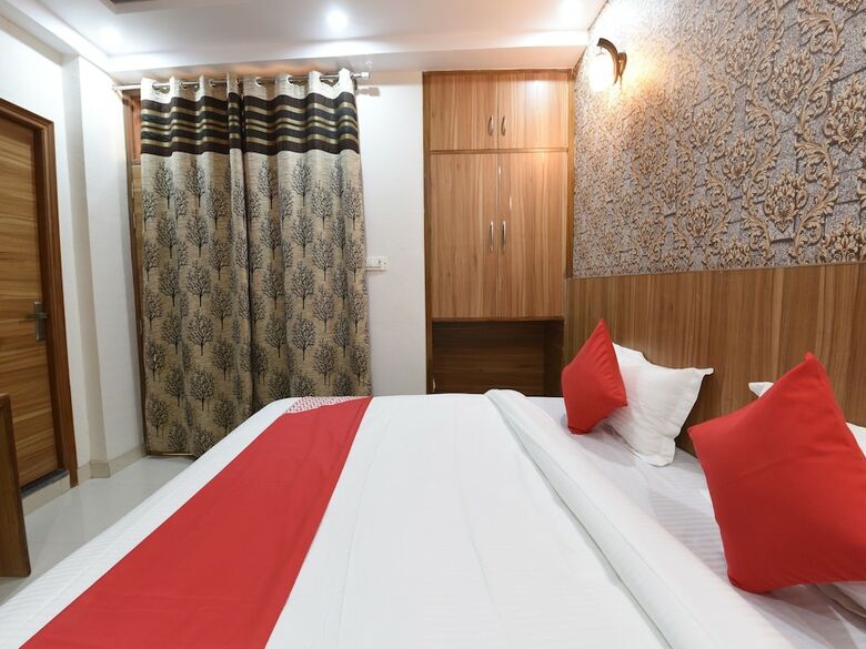 Apartamentos Oyo 14387 Luxury Inn