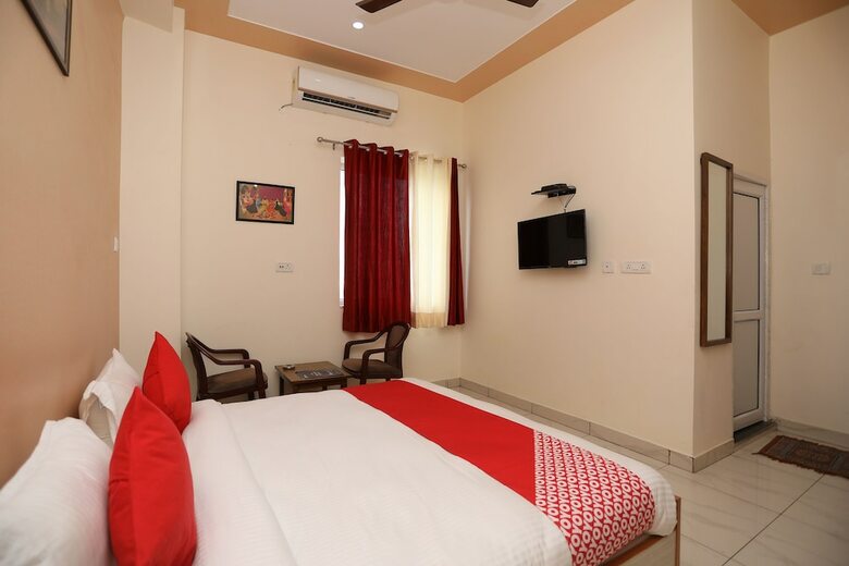 Hotel Oyo 17291 Shree Ram Palace