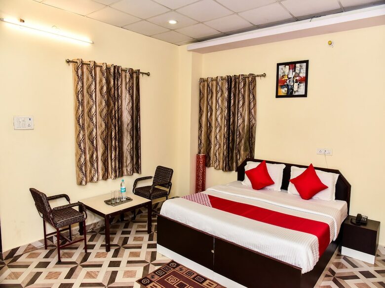 Oyo 24840 Hotel Ashiana Farm