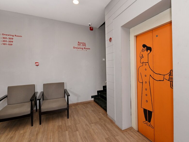 Oyo Flagship 17173 Hotel Function Inn