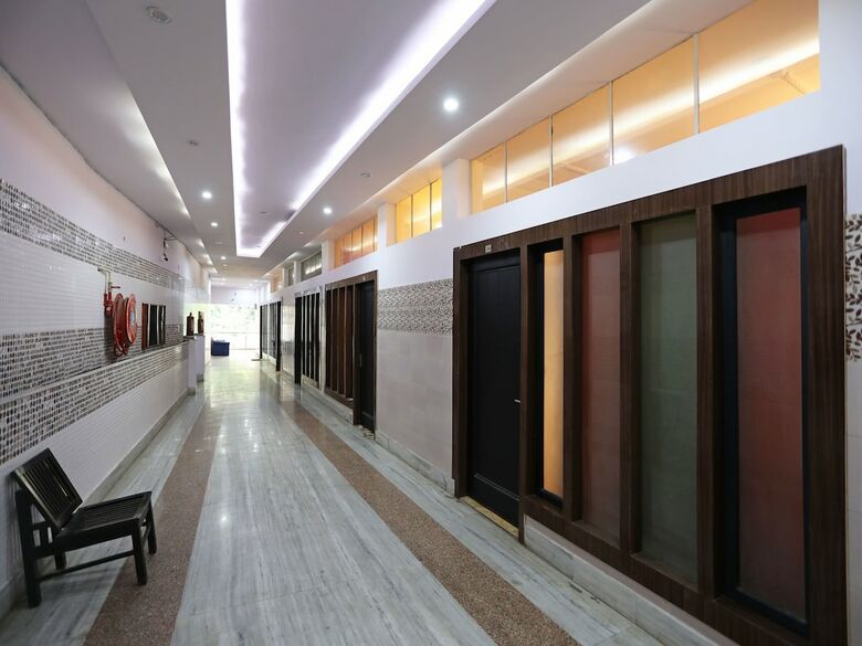 Hotel Oyo 17085 Bhagat Residency