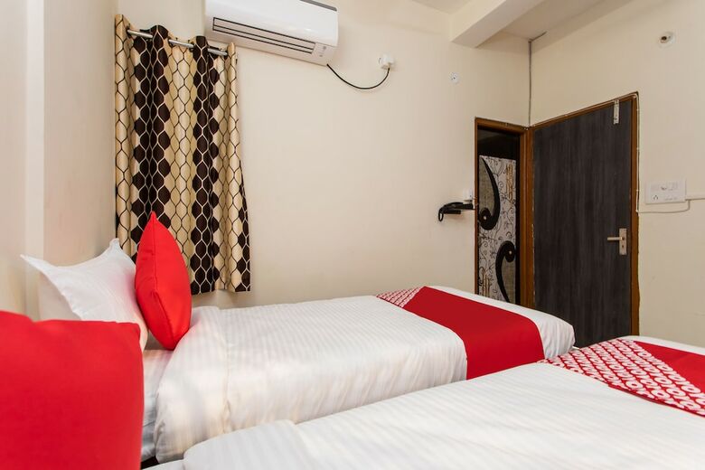 Hotel Oyo 27862 Shree Devina Palace