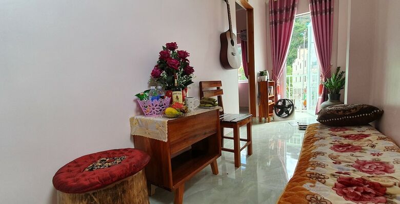 Hotel Queen Ponaland Homestay