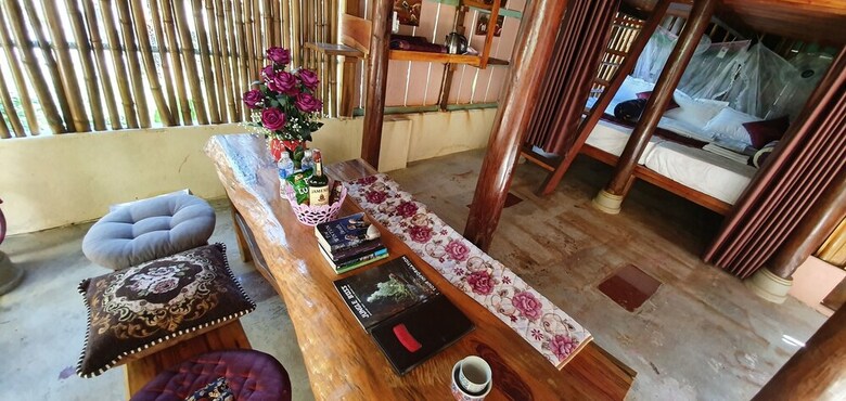 Hotel Queen Ponaland Homestay