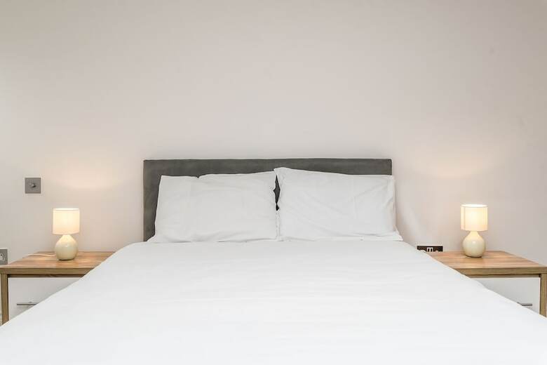 Apartamentos Piccadilly Lofts  By All� Housing