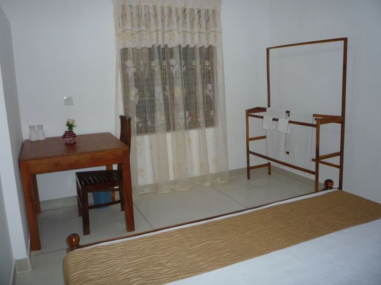 Hostal Nest Residence