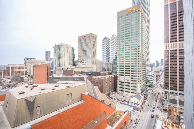 Hotel Sarkar Suites - Yorkville