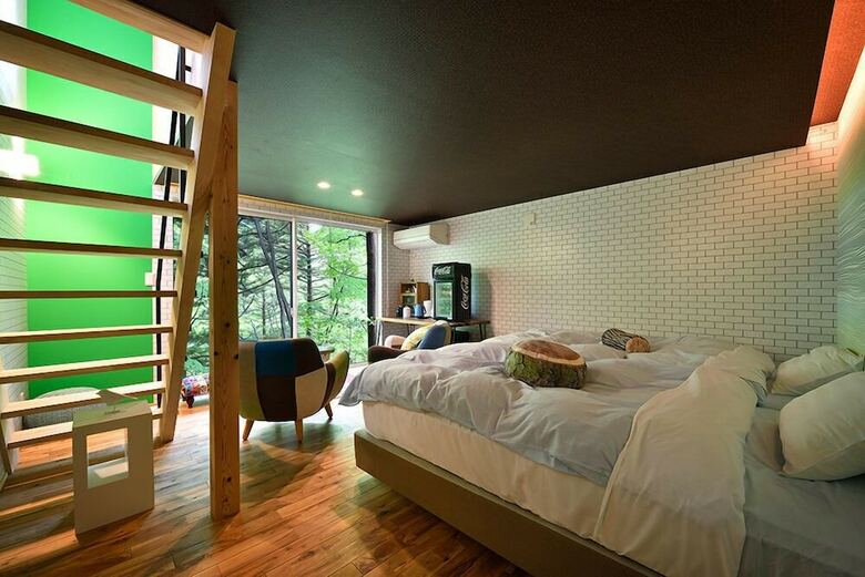 Hotel Onsen Glamping Shima Blue
