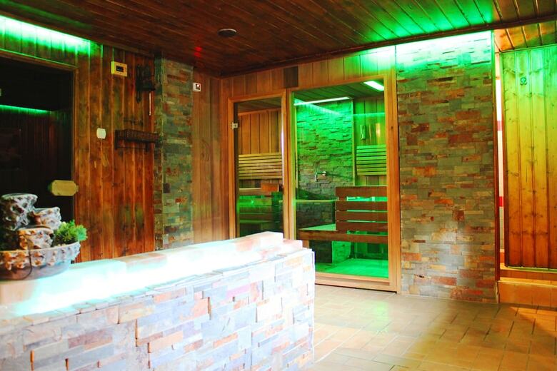 Krist�ly Hotel R�ckeve