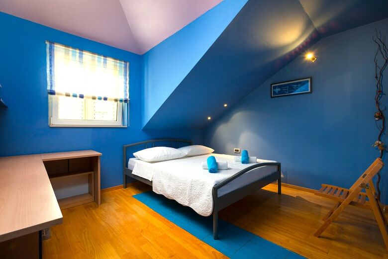 Apartamentos L U X E Bacvice Collection