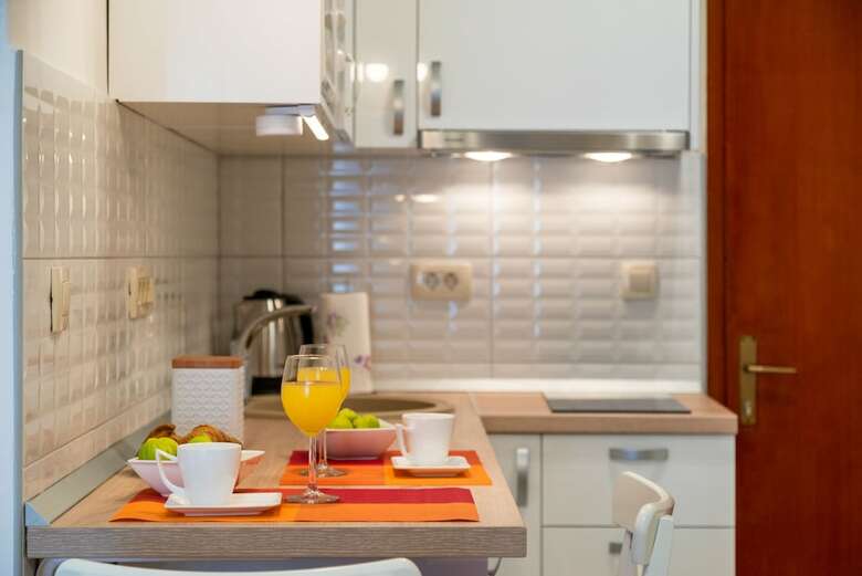 Split Apartments With Hotel Service
