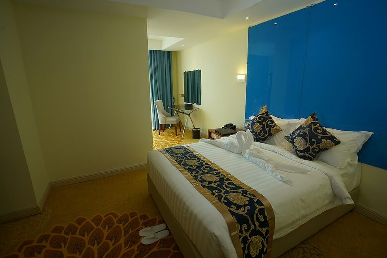 Grand Park Hotel