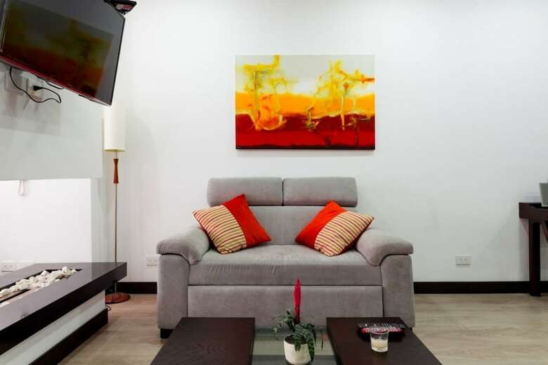 Chic� Apartments By Nomad Guru