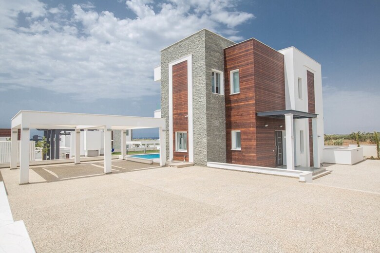 Villa Ruidoso Seafront Luxury #1