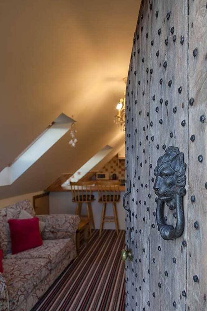 Apartamentos Lyde Cross Coach House