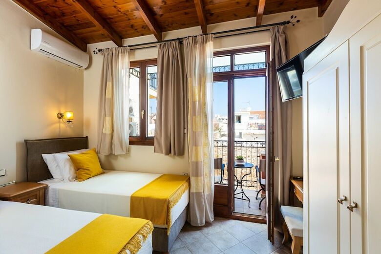 Hotel Phaedra Suites