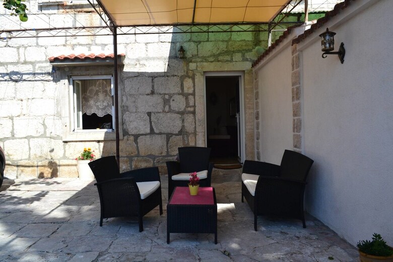 Apartments Konoba 224