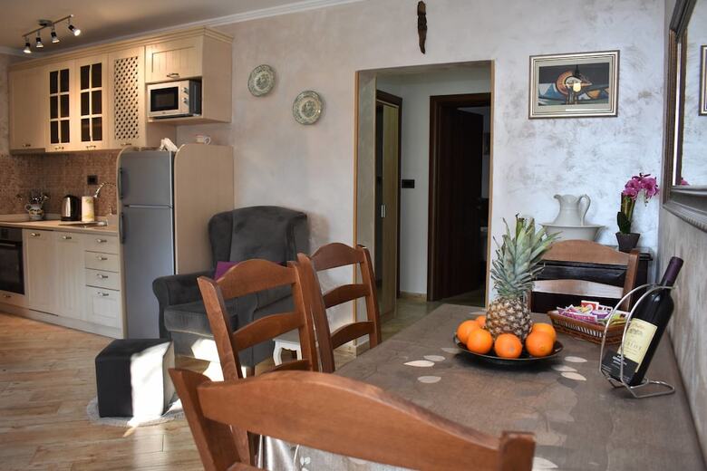 Apartments Konoba 224
