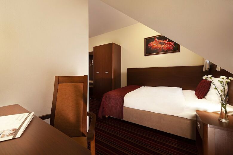 Hotel Rezydencja Dw�r Polski