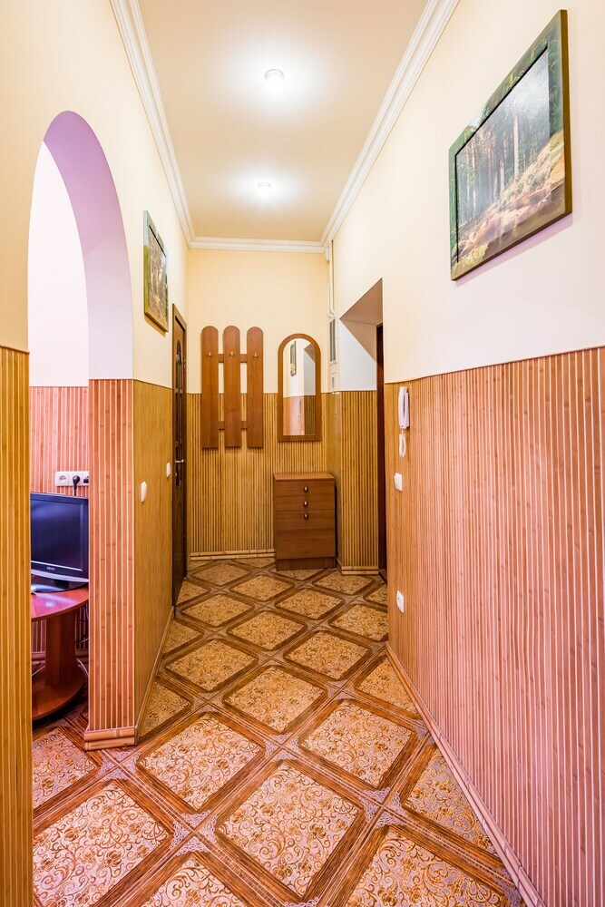 Apartamentos Three Separate Bedrooms On Square Rynok
