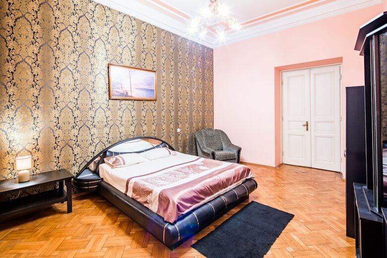 Apartamentos Three Bedrooms & Studio In The Center