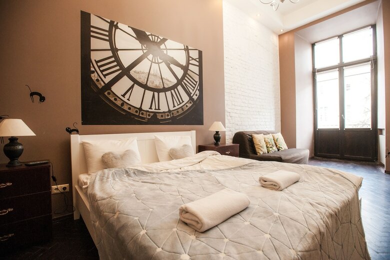 Sf Central Apartments