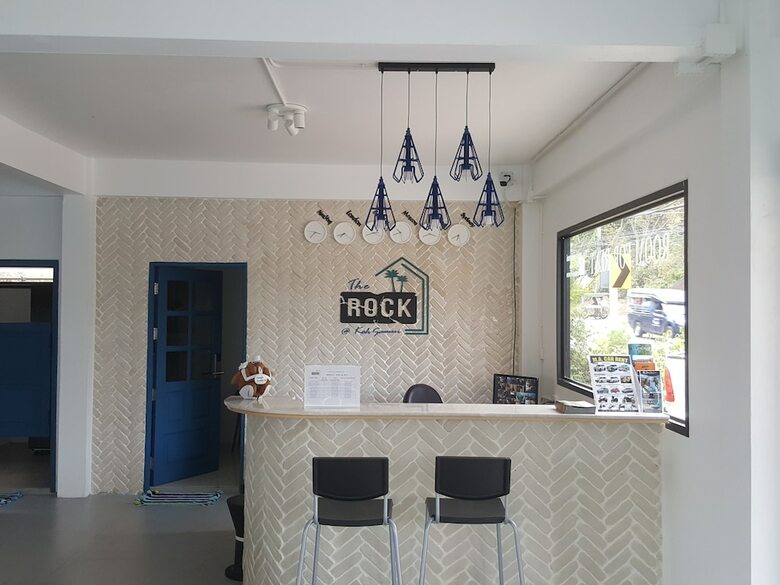 Hostal The Rock Samui - Hostel