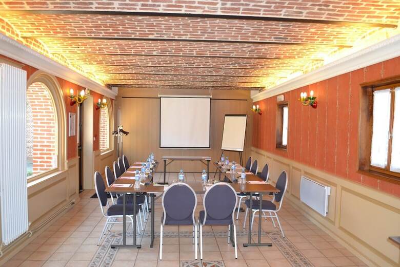 Hotel Le Domaine Des Cigognes