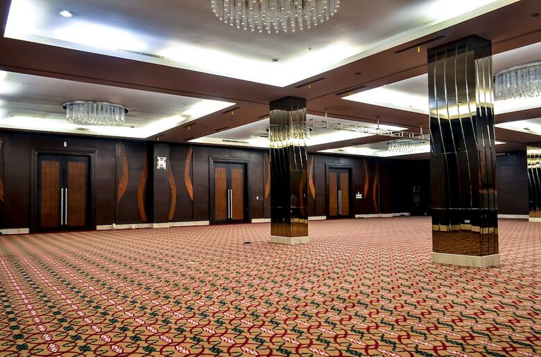 Hotel Grand Allison