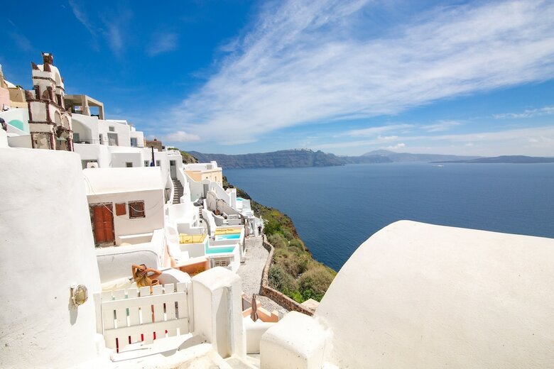 Hotel White Cave House
