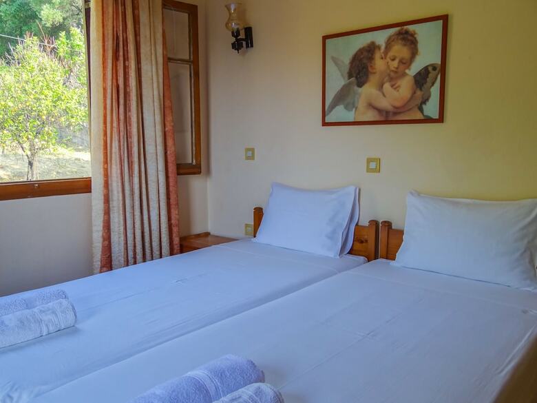 Hotel Eleni's Apartments & Studios