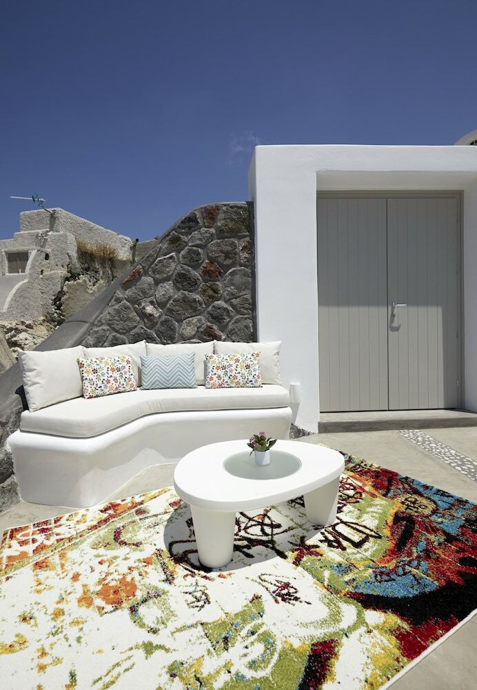 Mellow Luxury Cave